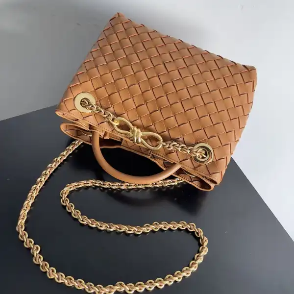 First bag Bottega Veneta Small Andiamo Chain-25*22*10.5cm 0129