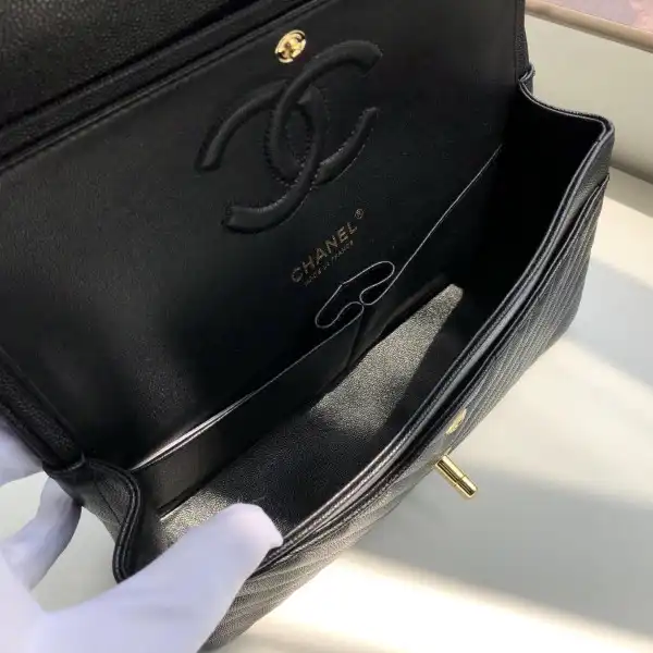 First bag ru CHANEL FLAP BAG CAVIAR 25.5cm 0123