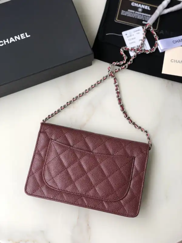 First bag ru CHANEL CHAIN WALLET CAVIAR 0123