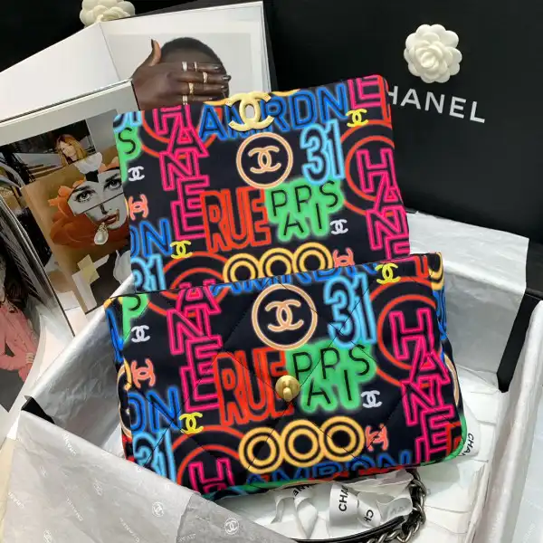 Firstbags ru CHANEL 19 FLAP BAG 0123