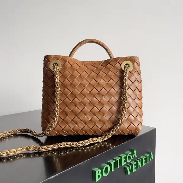 First bag Bottega Veneta Small Andiamo Chain-25*22*10.5cm 0129