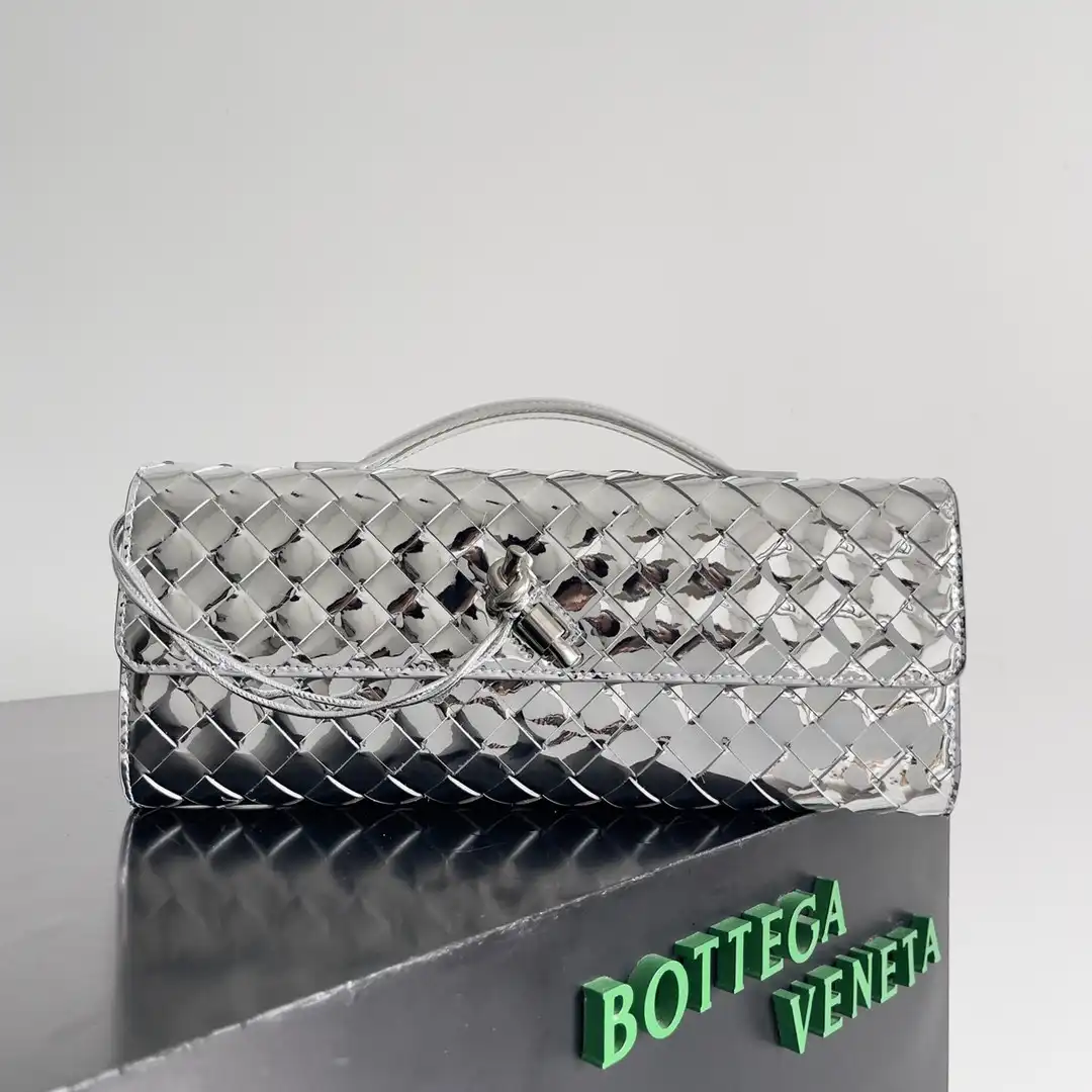 BOTTEGA VENETA Long CHANELutch Andiamo With Handle-31*13*3CM 0129