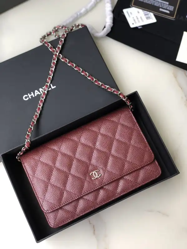 First bag ru CHANEL CHAIN WALLET CAVIAR 0123