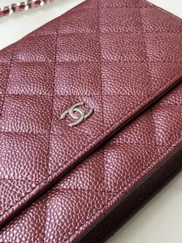 First bag ru CHANEL CHAIN WALLET CAVIAR 0123