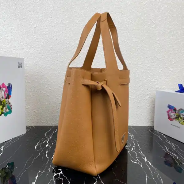 Firstbags ru PRADA Leather tote 0122