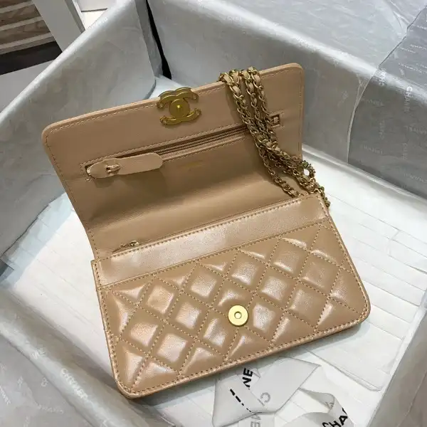 First bag CHANEL WALLET 0123