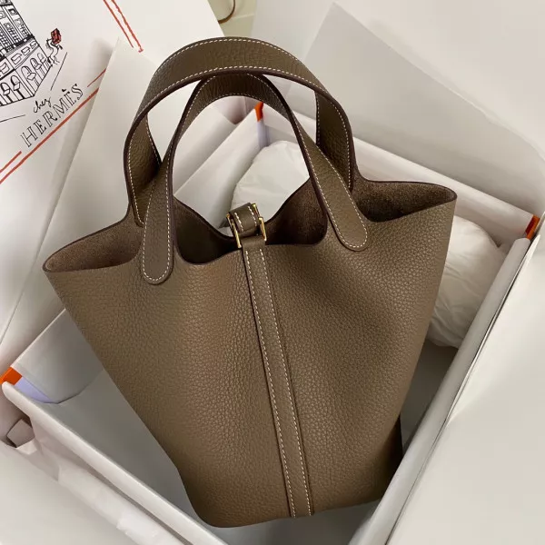 First bag ru HERMES PICOTIN PM 18 0117