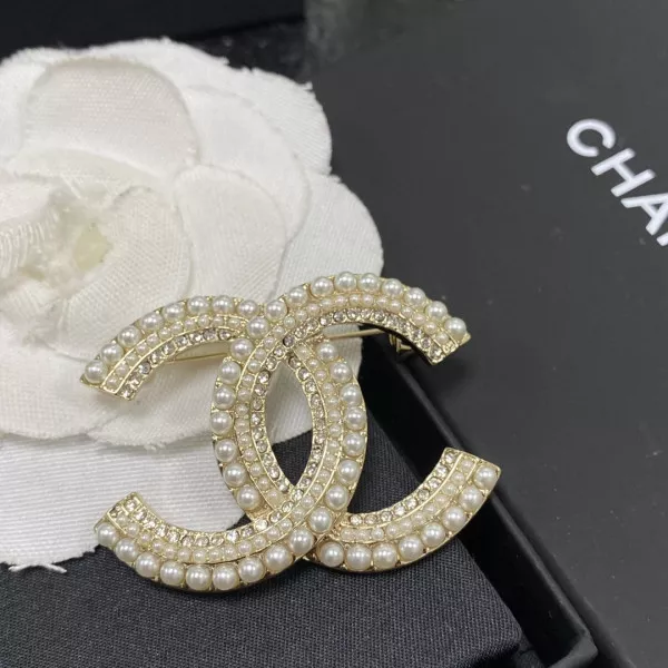 Firstbag CHANEL BROOCH 0119