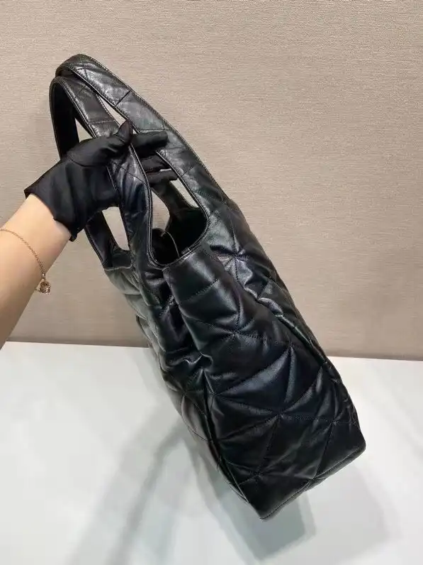 First bags ru reviews PRADA large tote Bag 0122