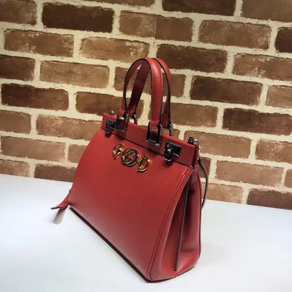 First bag ru Gucci Zumi small top handle bag 0127