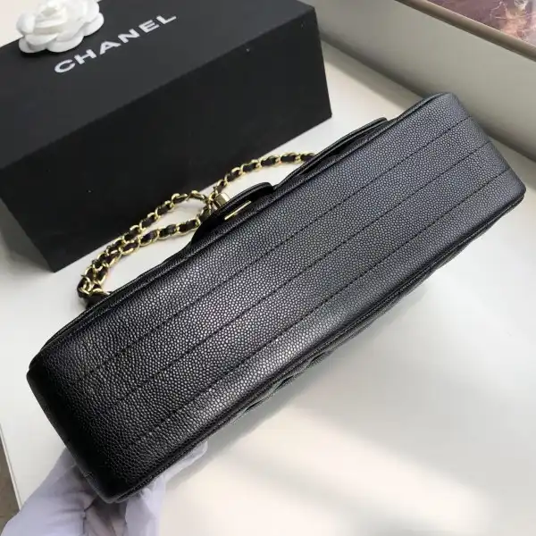 First bag ru CHANEL FLAP BAG CAVIAR 25.5cm 0123