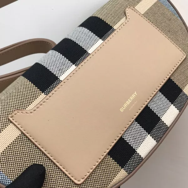 Firstbag BURBERRY Small Check Canvas and Leather Olympia Bag 0116