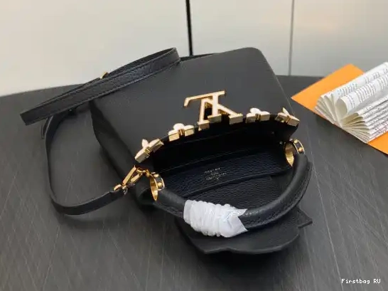 First bag ru CAPUCINES LOUIS VUITTON BB 0219