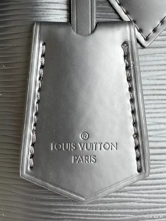 First bag ru VUITTON BB ALMA LOUIS 0217