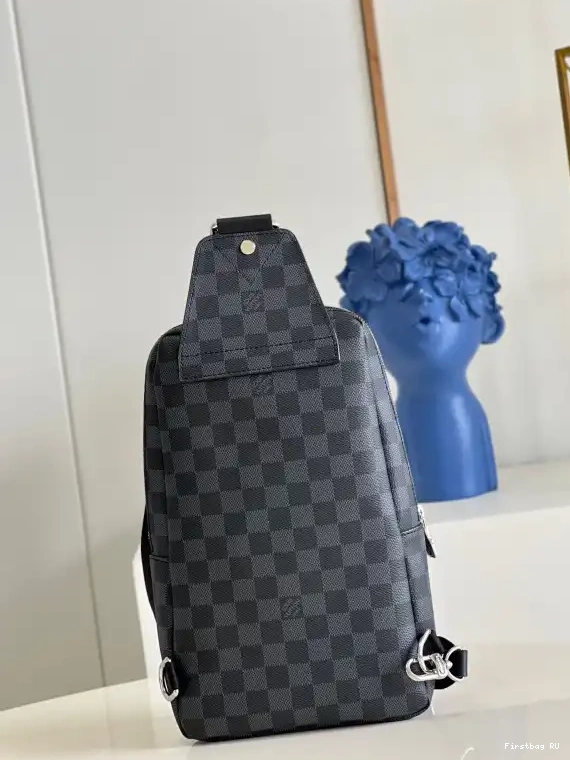 First bag SLINGBAG LOUIS AVENUE VUITTON 0222