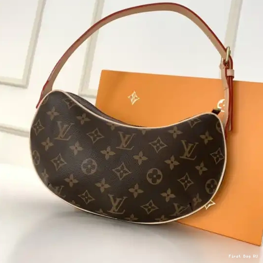 Firstbag CROISSANT VUITTON LOUIS POCHETTE 0223