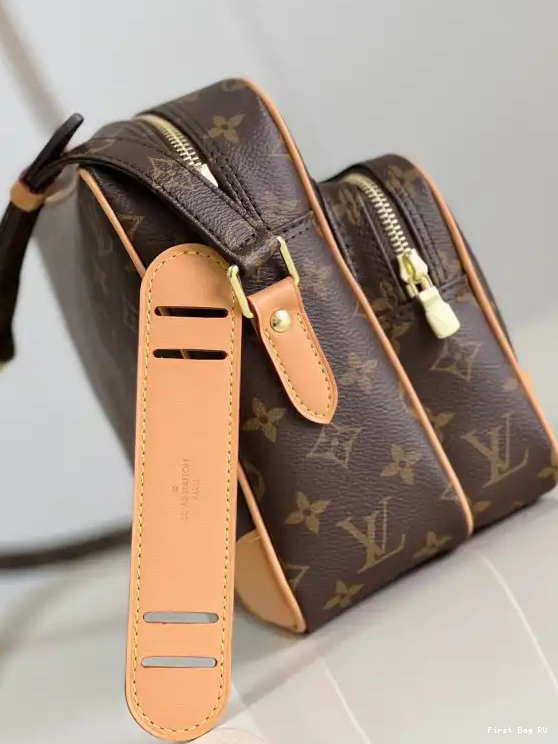 Firstbag ru VUITTON LOUIS MESSENGER 0214