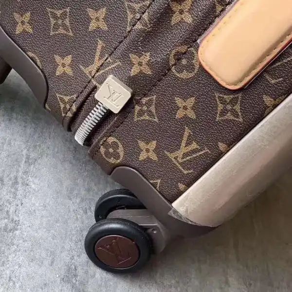 First bags ru reviews Louis Vuitton HORIZON 55 0206