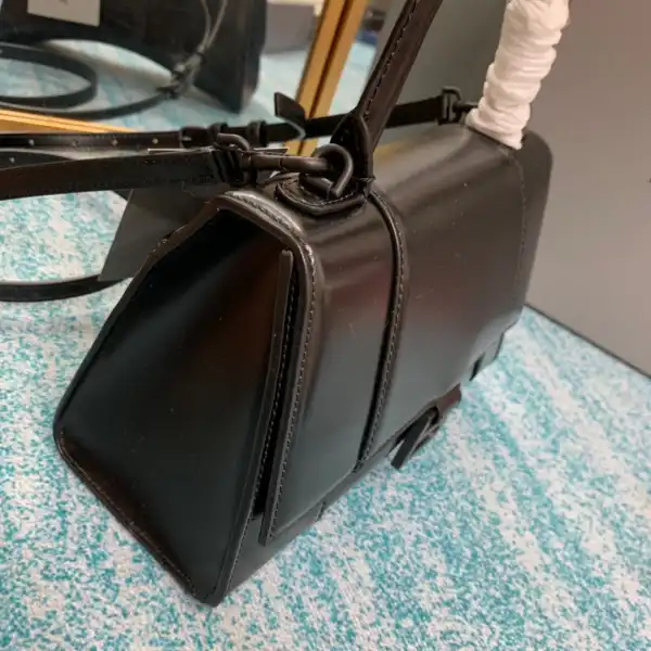 First bag ru BALENCIAGA HOURGLASS 0204