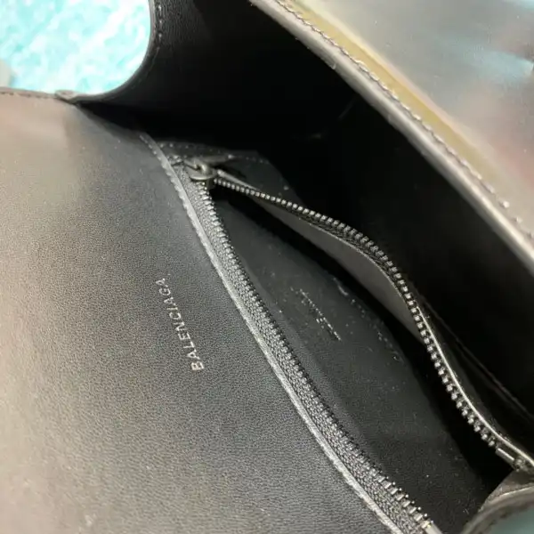 First bag ru BALENCIAGA HOURGLASS 0204