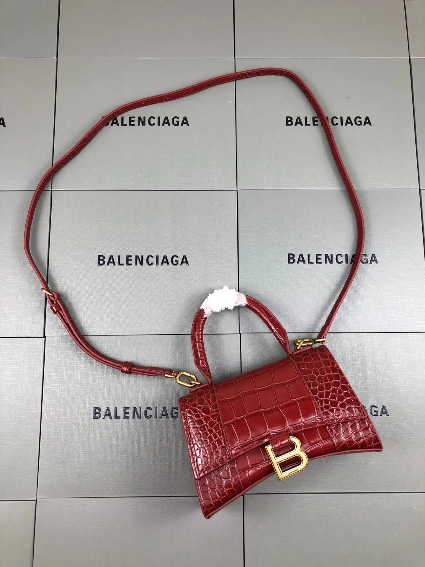 BALENCIAGA HOURGLASS 0204