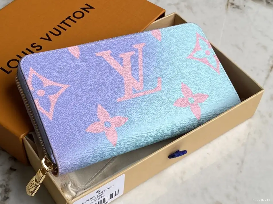 First bag ru LOUIS ZIPPY VUITTON WALLET 0216