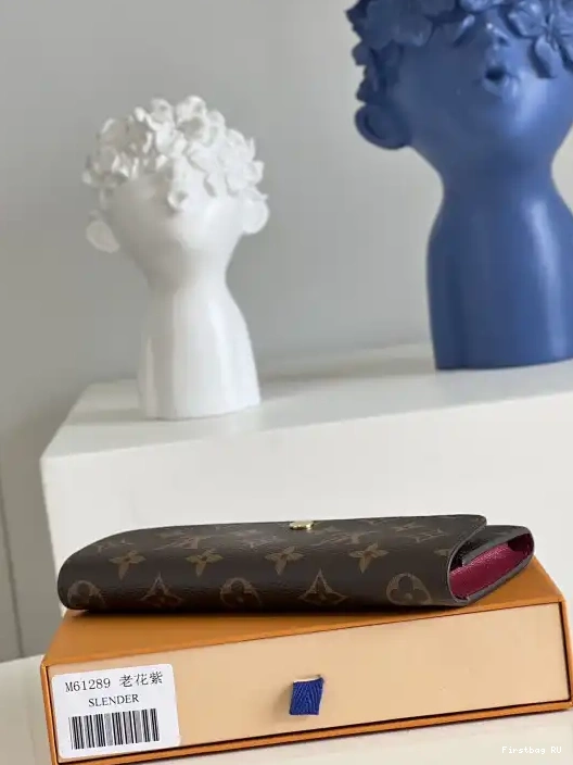 First bag VUITTON LOUIS wallet EMILIE 0212