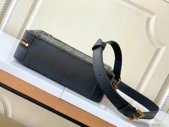 First bag SOFT LOUIS MINI VUITTON TRUNK 0227