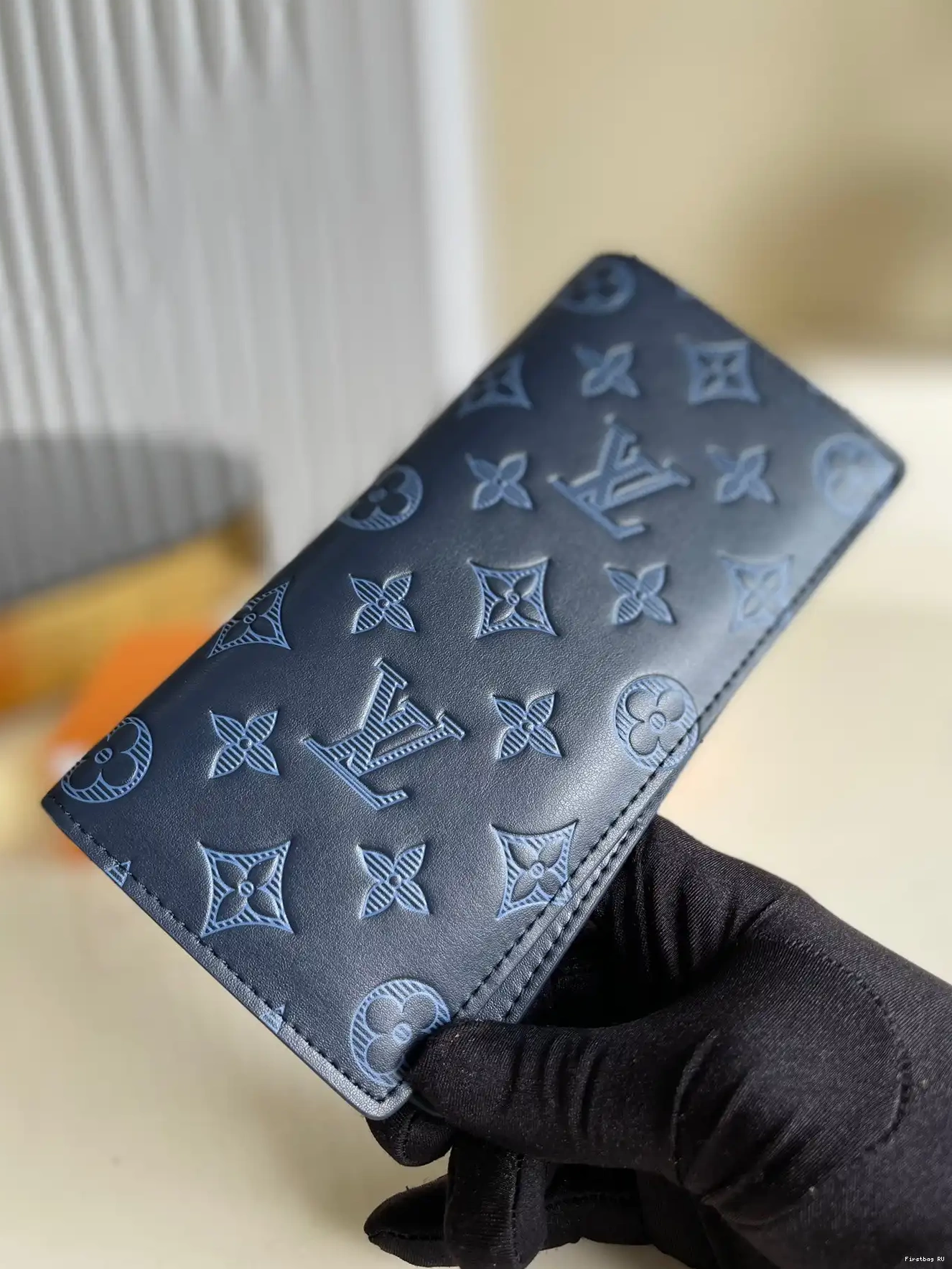 First bag WALLET VUITTON BRAZZA LOUIS 0211