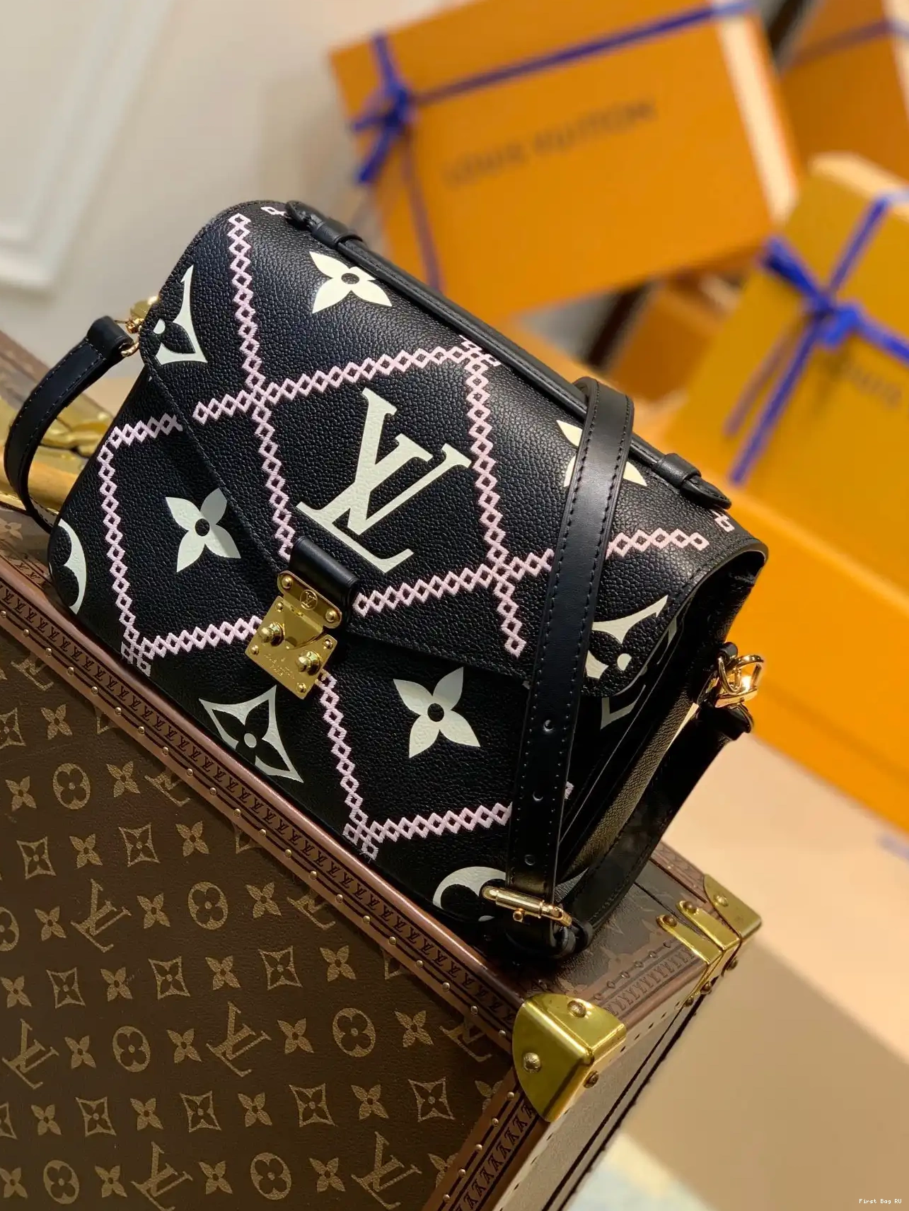 First bags ru MÉTIS LOUIS POCHETTE VUITTON 0222