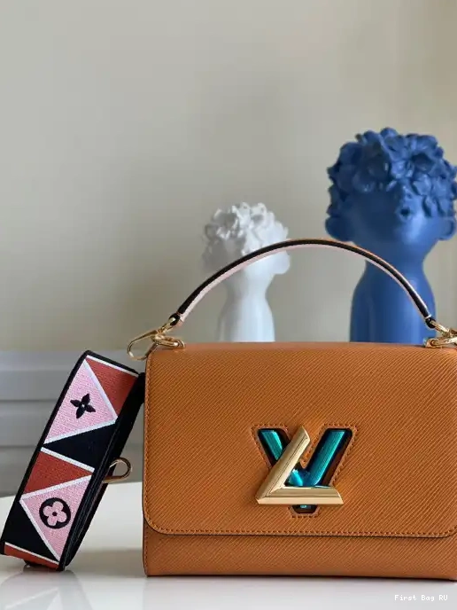 First bag ru VUITTON TWIST MM LOUIS 0221