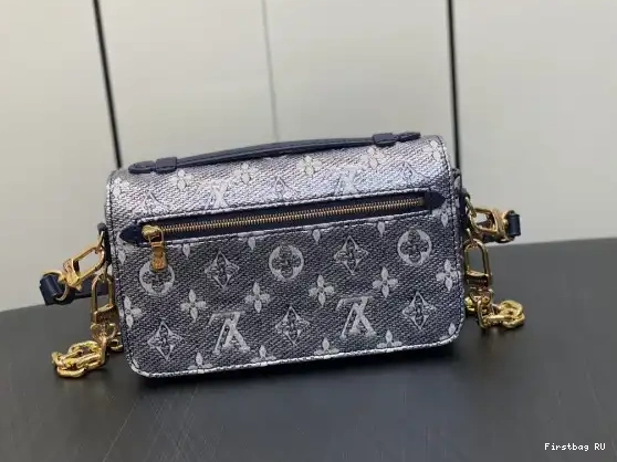 First bag LOUIS EAST METIS POCHETTE VUITTON WEST 0210