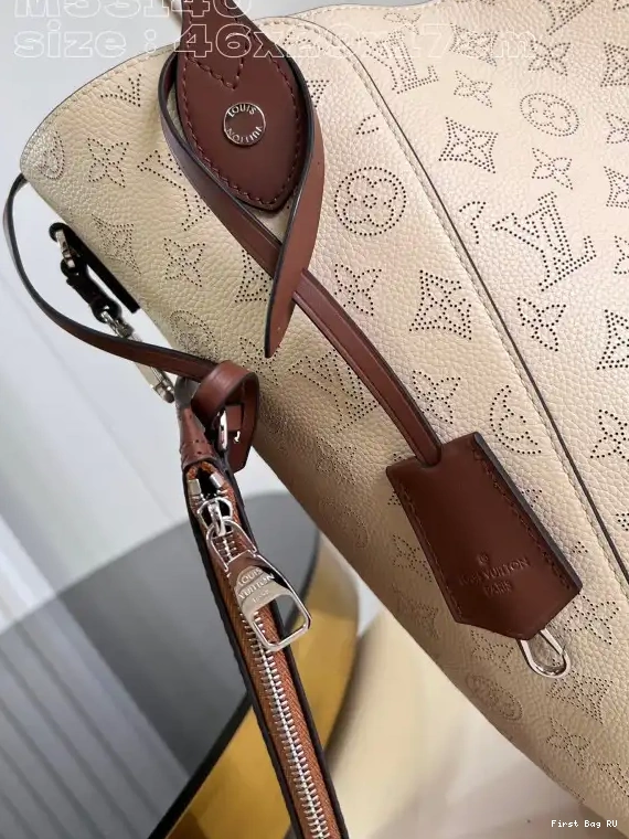 First bags ru HINA-46 VUITTON 29.5 x x LOUIS 17CM 0214