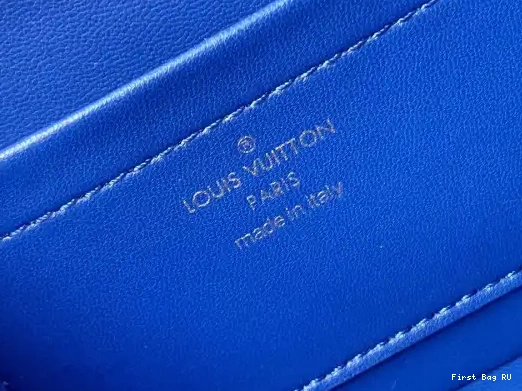 First bag VUITTON  BOX BLEECKER LOUIS 0215