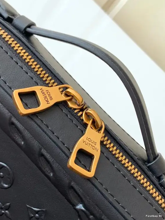 First bag SOFT LOUIS MINI VUITTON TRUNK 0227