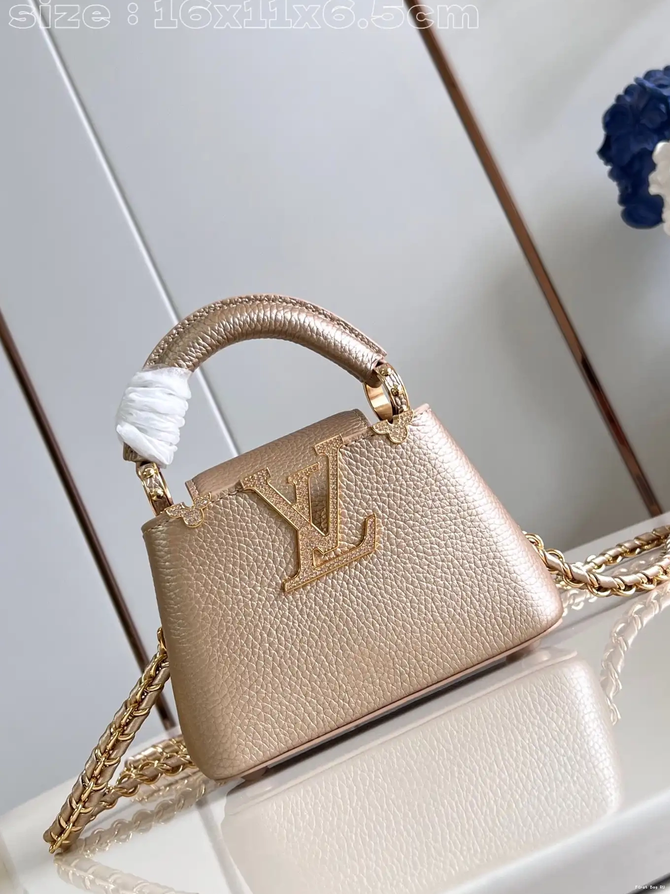 First bags ru reviews VUITTON nano-16*11*6.5CM CAPUCINES LOUIS 0215