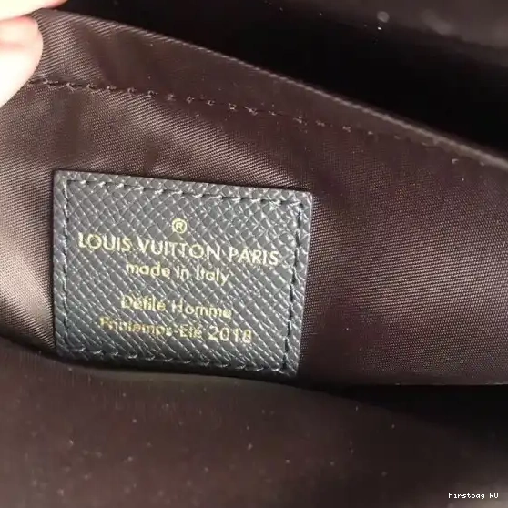 First bags ru reviews Louis Vuitton Messenger 0212