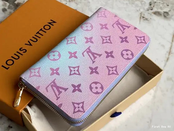 First bag ru LOUIS ZIPPY VUITTON WALLET 0216