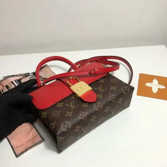 First bags ru VUITTON BB LOUIS LOCKY 0212