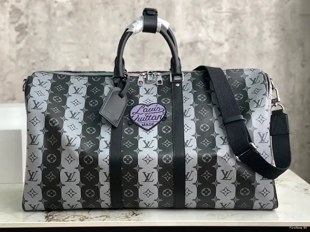 First bag ru VUITTON LOUIS KEEPALL BANDOULIÈRE 50 0219