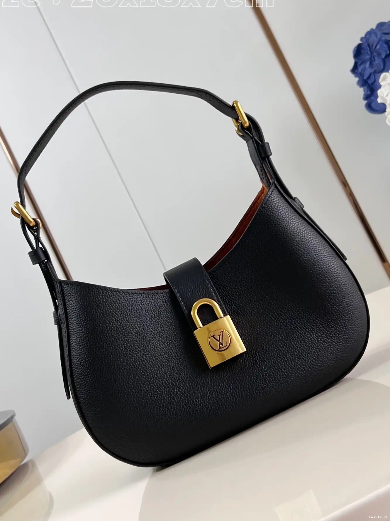 First bags ru reviews Low Shoulder Key LOUIS Bag-26*18*7CM VUITTON 0215