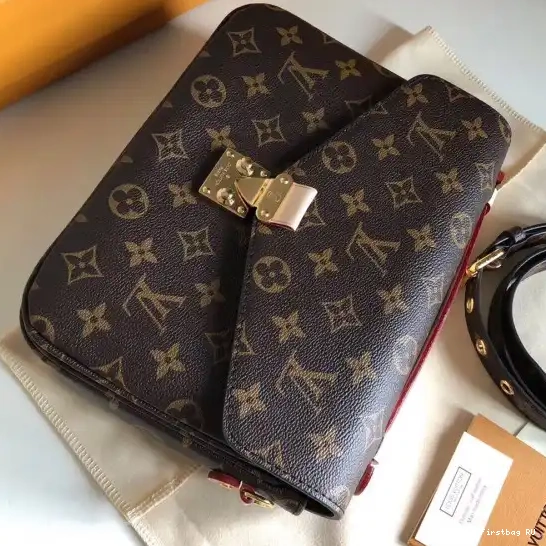 First bag Pochette Monogram Metis Louis Messenger M40780 Vuitton 0227