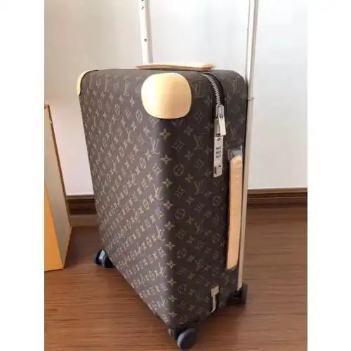 First bags ru reviews Louis Vuitton HORIZON 55 0206