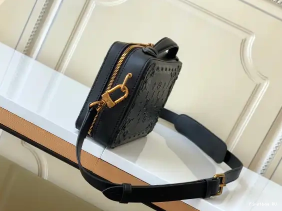 First bag SOFT LOUIS MINI VUITTON TRUNK 0227