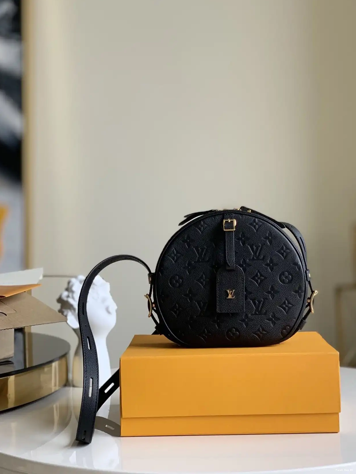 Firstbags ru review MM VUITTON CHAPEAU LOUIS BOITE SOUPLE 0225