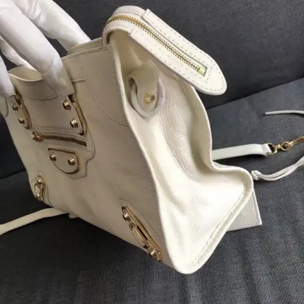 First bag ru BALENCIAGA CHANELASSIC CITY 0204