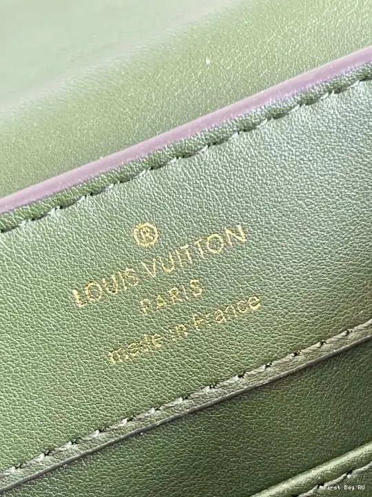 Firstbag MINI LOUIS CAPUCINES VUITTON 0221