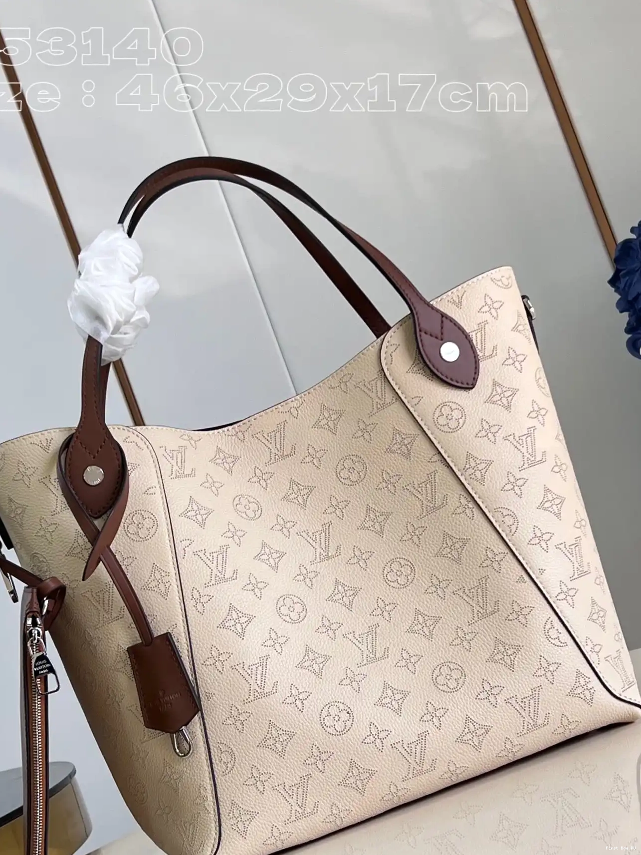 First bags ru HINA-46 VUITTON 29.5 x x LOUIS 17CM 0214